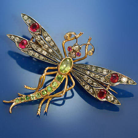 Absolute stunning precious stones dragonfly (image 4 of 7)